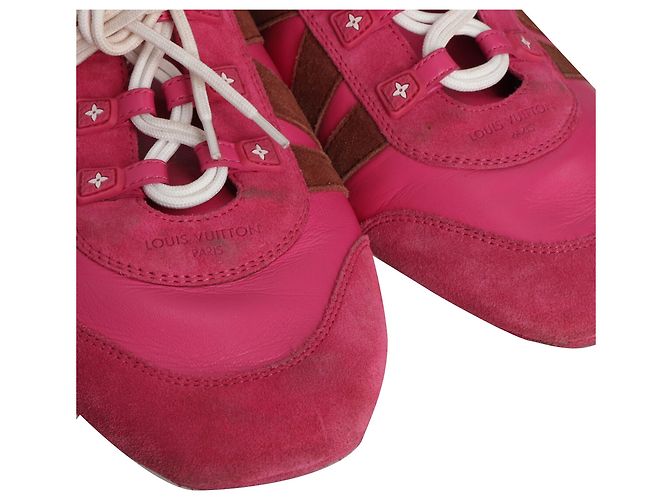 Sapatilhas baixas Louis Vuitton LV Sneakerina em camurça e pele rosa - vista 11