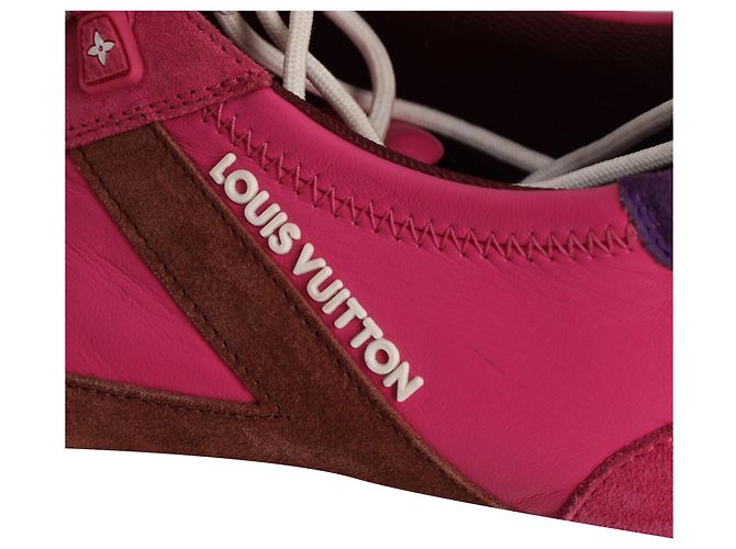 Sapatilhas baixas Louis Vuitton LV Sneakerina em camurça e pele rosa - vista 16