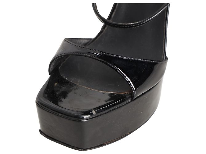 Sandali platform Sylvy di Giuseppe Zanotti in pelle verniciata nera - vista 11