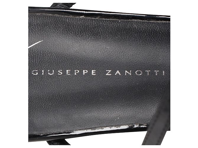 Sandali platform Sylvy di Giuseppe Zanotti in pelle verniciata nera - vista 8