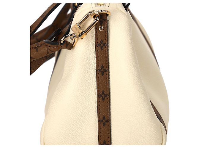 Borsa a tracolla Louis Vuitton Express PM in pelle di vitello bianca - vista 5