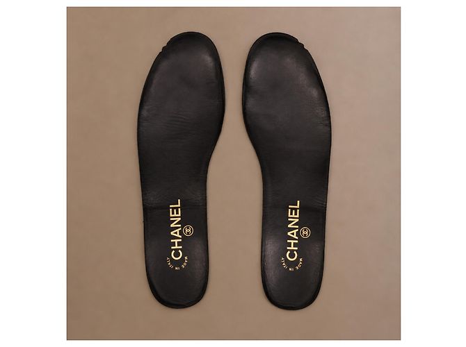 Chanel Botas altas de piel negra - vista 16
