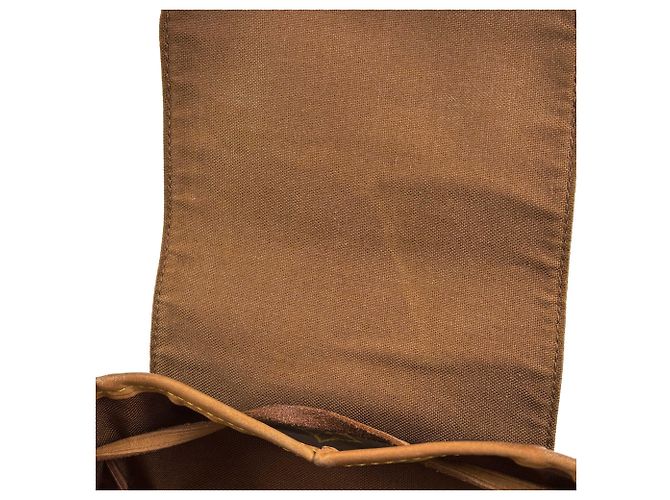 Mochila Louis Vuitton Montsouris MM - vista 7