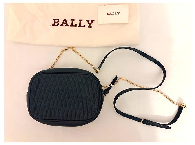 Bally Sac Bandoulière en Cuir Matelassé - Noir - vue 13