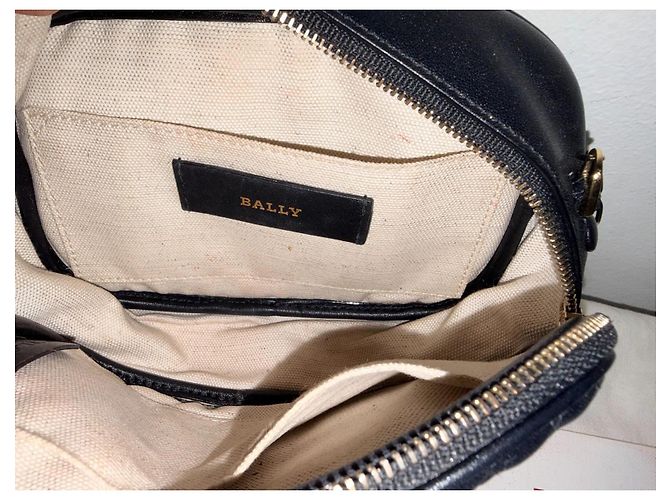 Bally Sac Bandoulière en Cuir Matelassé - Noir - vue 9
