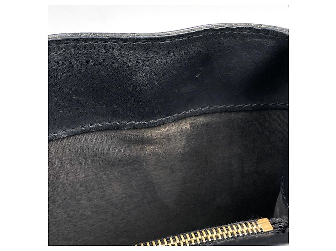Louis Vuitton Mandala MM Shoulder Bag - view 10