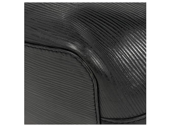 Louis Vuitton Mandala MM Shoulder Bag - view 3