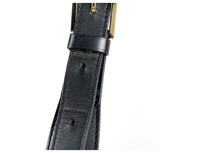 Louis Vuitton Mandala MM Shoulder Bag - view 7