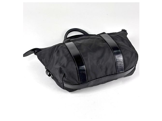 Borsa Prada in nylon nero e pelle - vista 2