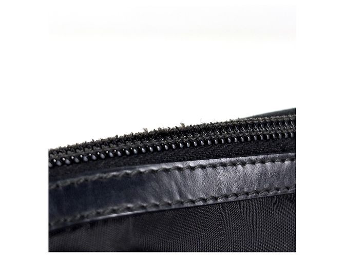 Borsa Prada in nylon nero e pelle - vista 5