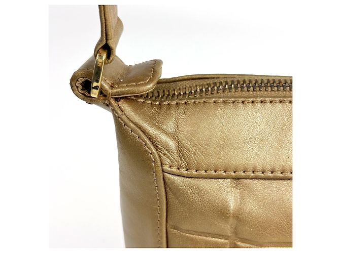 Borsa a tracolla Chanel in pelle dorata - vista 5