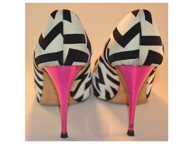 Giuseppe Zanotti Décolleté Geometriche Bianco e Nero - vista 4