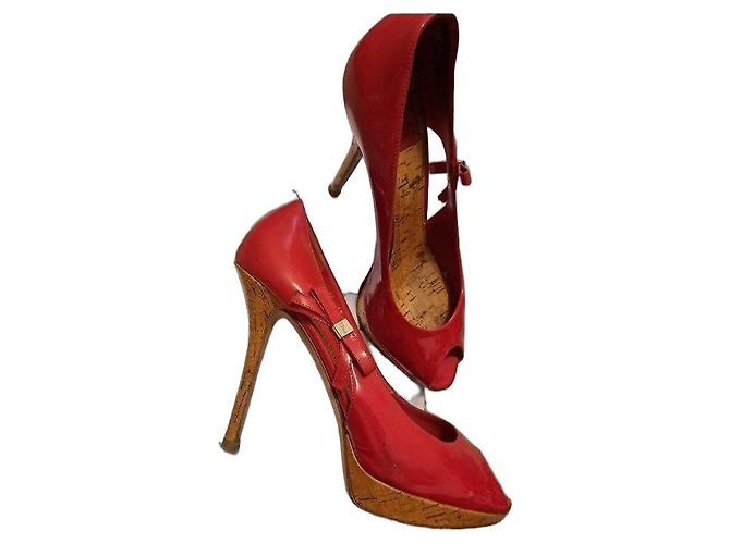 Christian Dior Décolleté in Vernice Rosse - vista 2