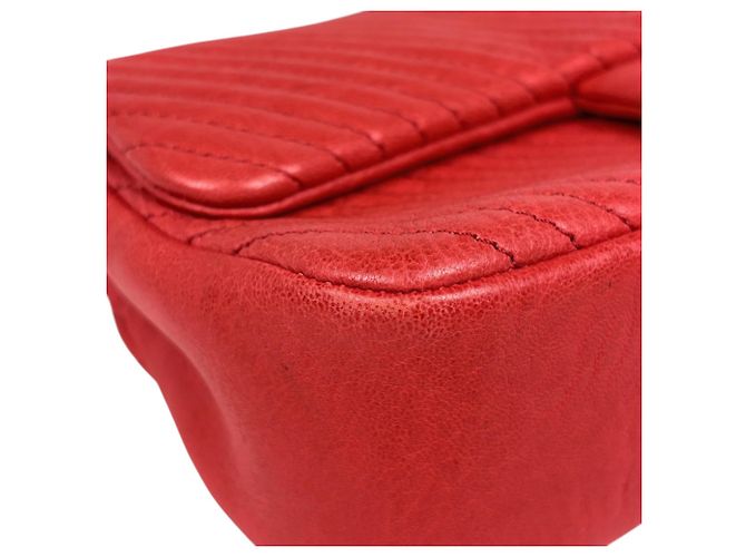 Chanel Schultertasche aus rotem Leder - Ansicht 3