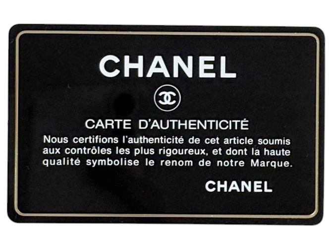 Chanel Schultertasche aus rotem Leder - Ansicht 9