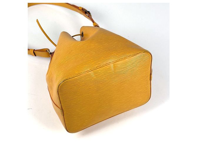 Noe Borsa a tracolla Louis Vuitton Petit Noé - vista 2
