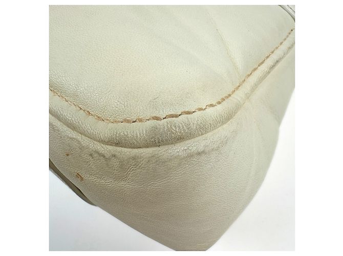 Miu Miu Handbag White Leather - view 4
