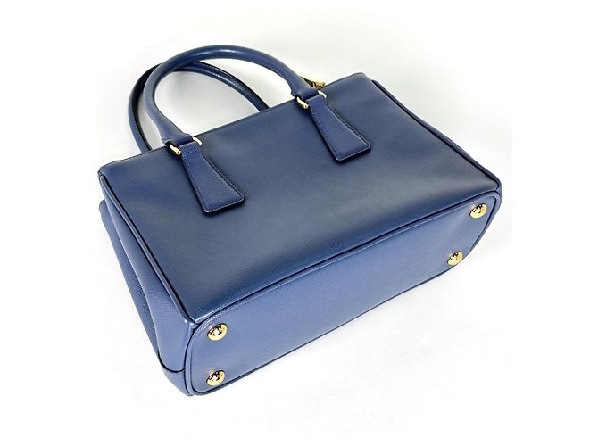 Borsa Prada Galleria Small in blu - vista 2