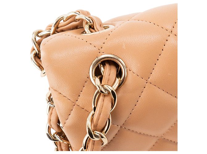 CHANEL - Borsa a tracolla Classic/Timeless Jumbo Chanel in pelle liscia beige - vista 6