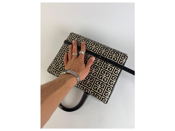 Vintage Givenchy 4G gewebte Canvas Handtasche Ende der 1990er Black Beige - Ansicht 11