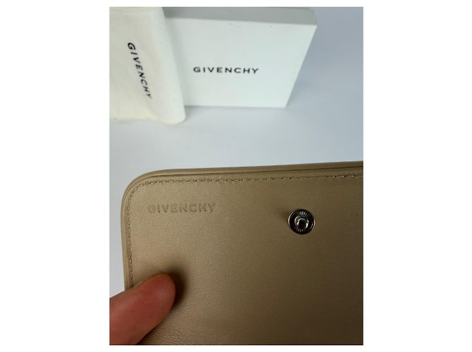 Vintage Givenchy Leder Bifold Wallet Beige Silver - Ansicht 8