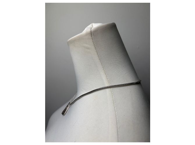 Collana con pendente Givenchy vintage fine anni 1970s Silver Black - vista 12