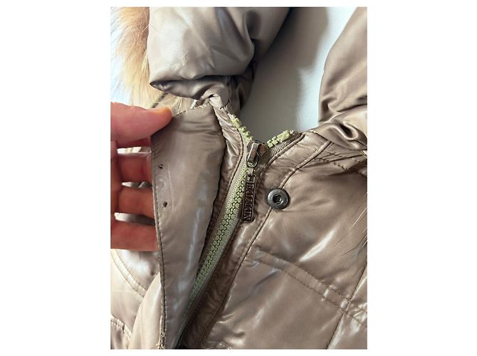 Vintage Balmain Daunenjacke Hellbraun mit Kunstpelzbesatz M - Ansicht 11