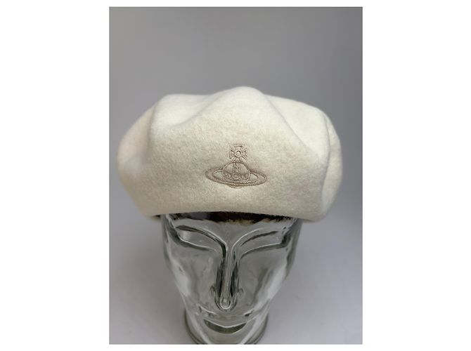 Basco Vintage Vivienne Westwood in Lana Cream - vista 12