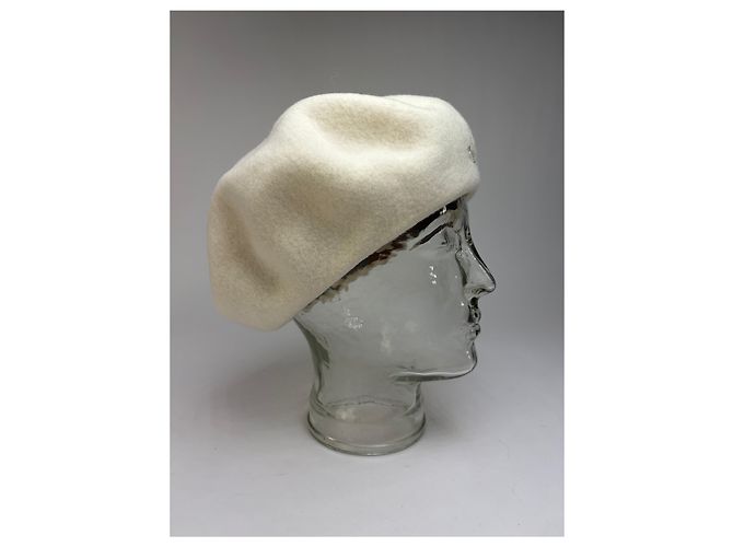 Basco Vintage Vivienne Westwood in Lana Cream - vista 4