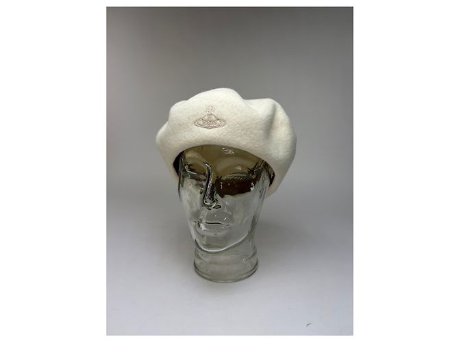 Basco Vintage Vivienne Westwood in Lana Cream - vista 7