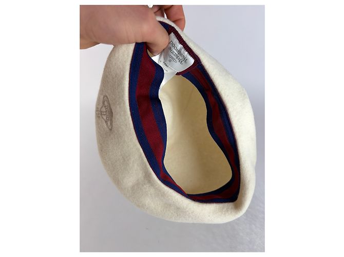 Basco Vintage Vivienne Westwood in Lana Cream - vista 8