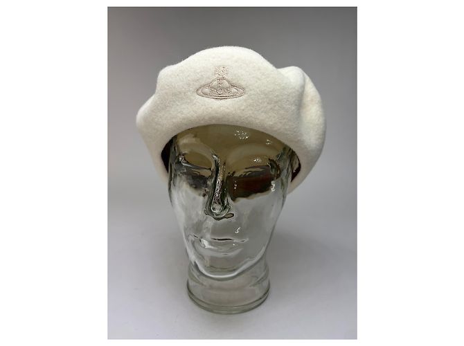 Basco Vintage Vivienne Westwood in Lana Cream - vista 9