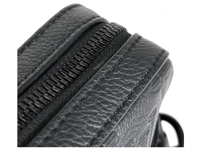 Borsa a tracolla e pochette Louis Vuitton Trio Messenger - vista 4