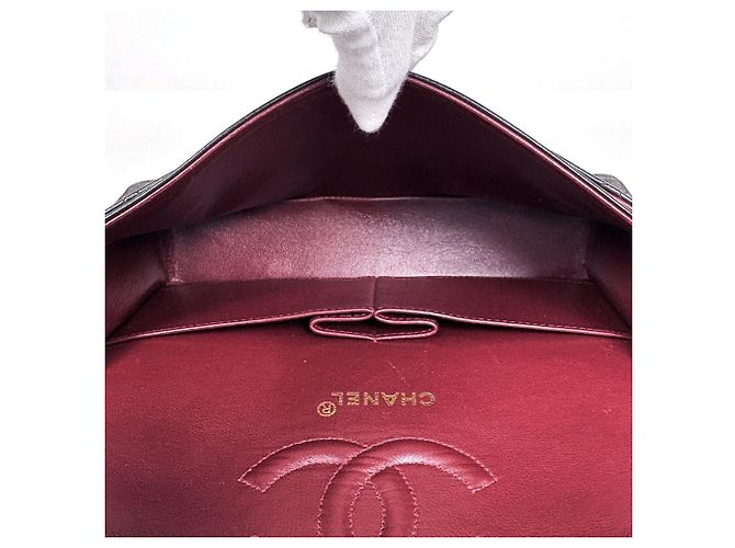 Chanel Matelassé Schultertasche - Ansicht 8