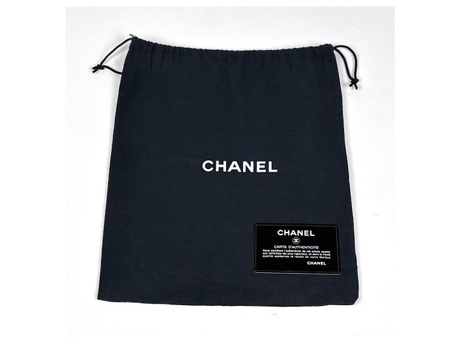 Chanel Matelassé Schultertasche - Ansicht 9