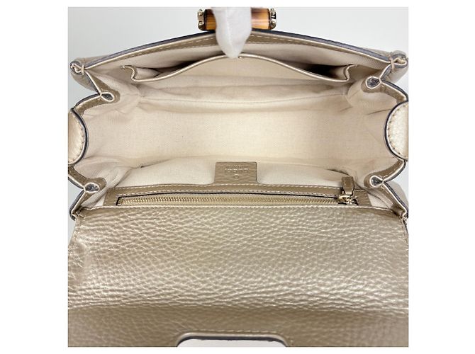 Bolso Gucci Bamboo en Champagne Gold - vista 9