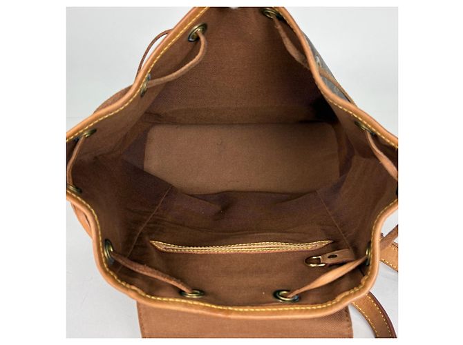 Mochila Louis Vuitton Montsouris MM - vista 9