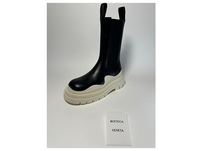 Bottega Veneta Tire Boots Schwarz Leder - Ansicht 7