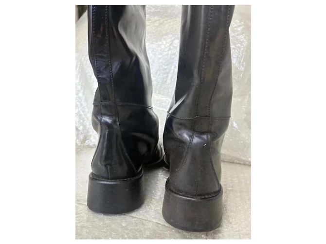 Prada Schwarze Lederstiefel Flach - Ansicht 7