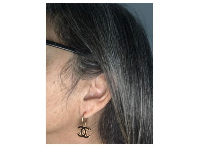 Chanel Orecchini CC in metallo dorato e nero - vista 10