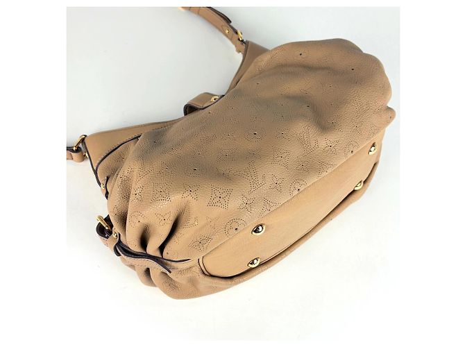 Louis Vuitton XS Shoulder Bag in Beige - view 2