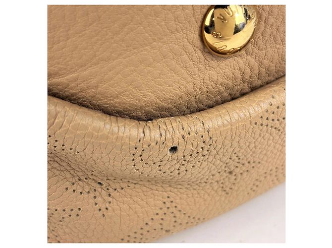 Louis Vuitton XS Shoulder Bag in Beige - view 3