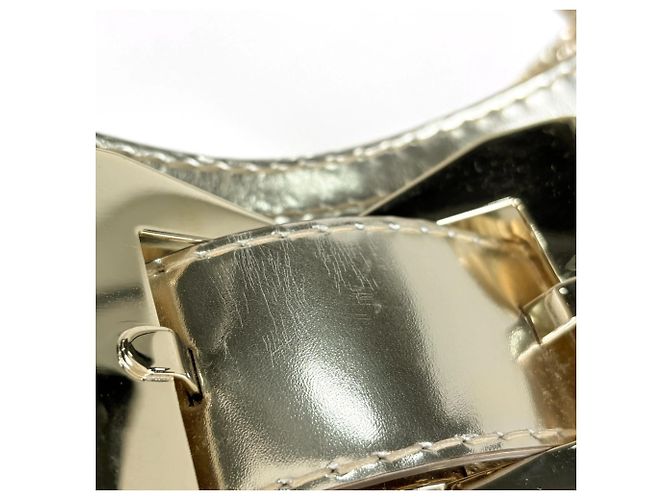 Borsa a tracolla Gucci in pelle dorata - vista 4