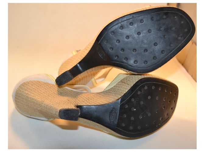 Tod's Sandali con zeppa in pelle e camoscio giallo pallido - vista 5