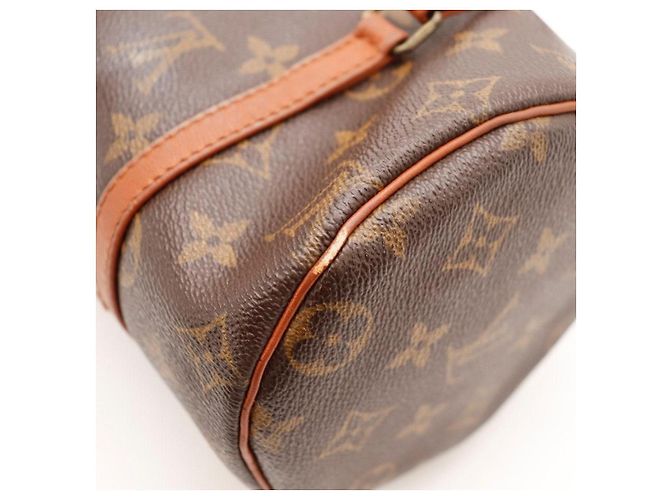 Borsa Louis Vuitton Monogram Papillon 30 in pelle marrone - vista 12