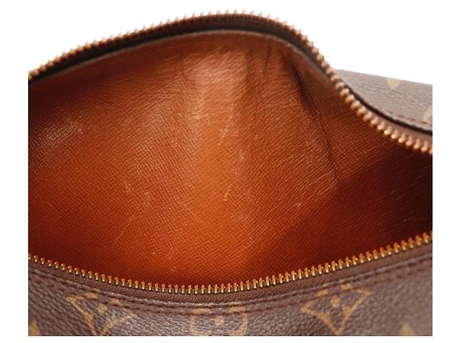 Borsa Louis Vuitton Monogram Papillon 30 in pelle marrone - vista 6