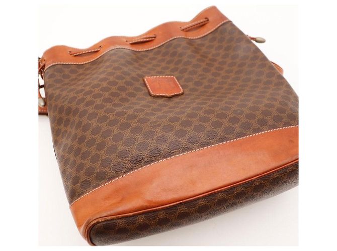 Céline Borsa a Secchiello Celine Monogram in Pelle Marrone - vista 6