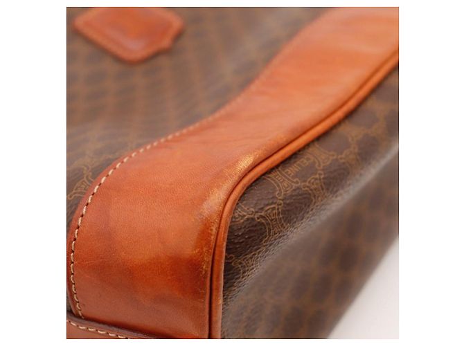 Céline Borsa Secchiello Celine Monogram in Pelle Marrone - vista 10