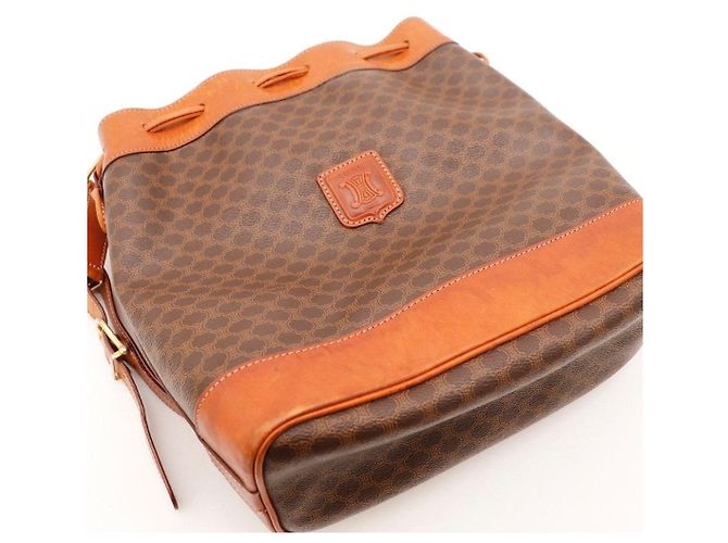 Céline Borsa Secchiello Celine Monogram in Pelle Marrone - vista 6