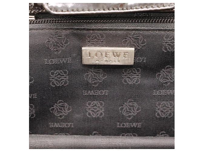 Borsa Loewe in pelle verniciata nera - vista 8